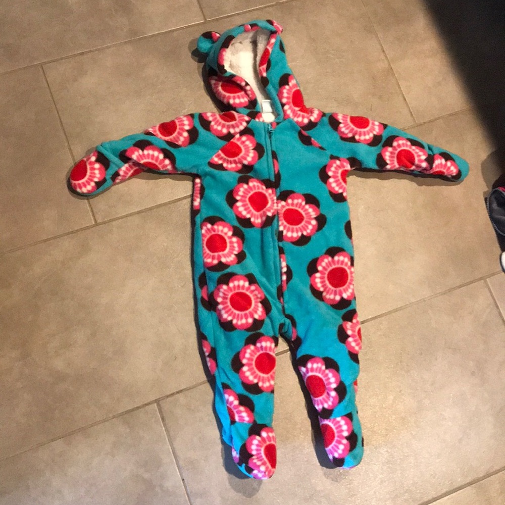 One piece girl snow suit